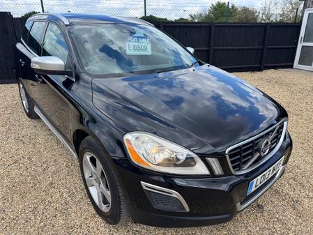 VOLVO XC60 2.4 D4 R-Design Nav