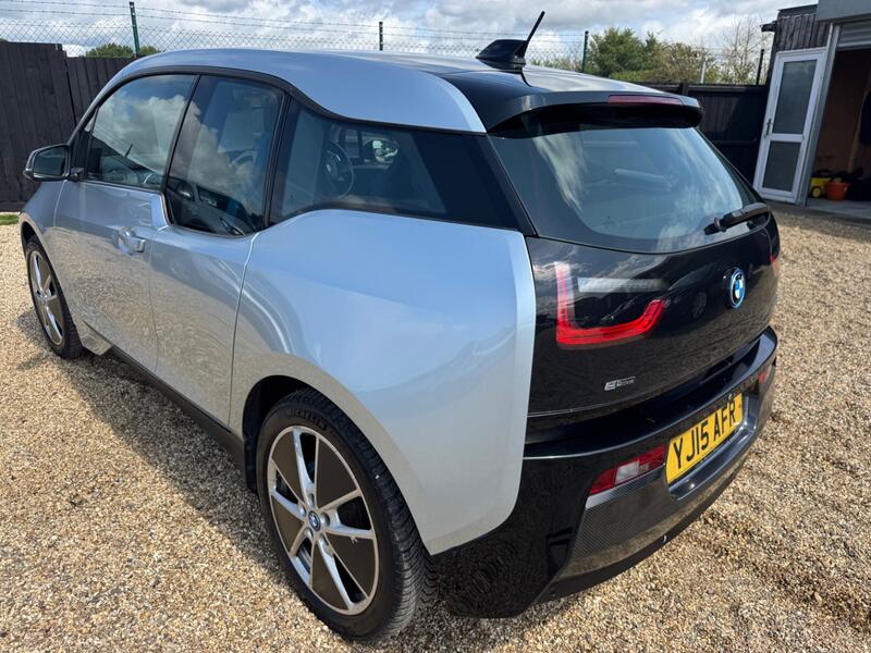 BMW I3