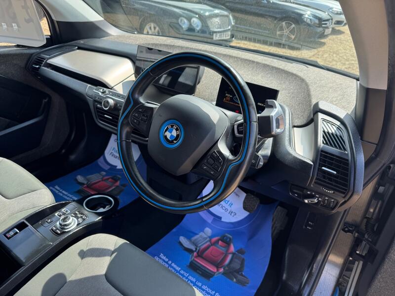 BMW I3