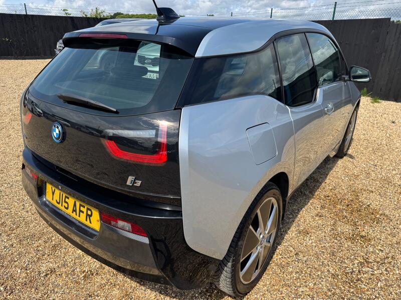 BMW I3