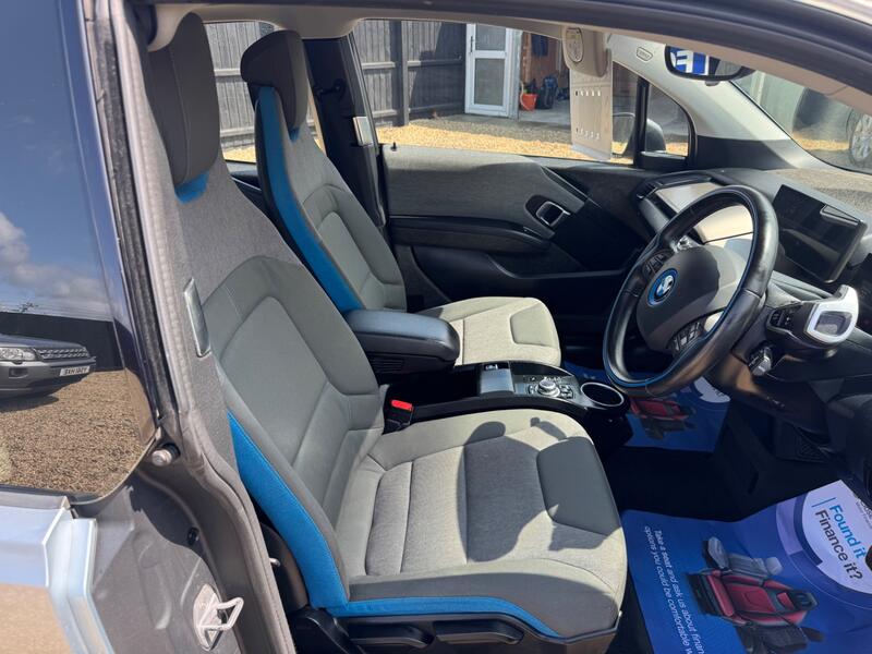 BMW I3