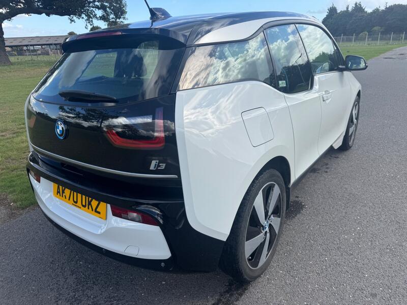 BMW I3