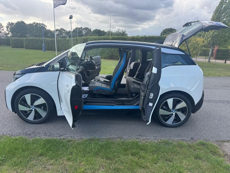 BMW I3
