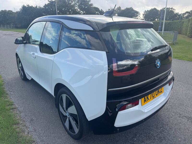 BMW I3