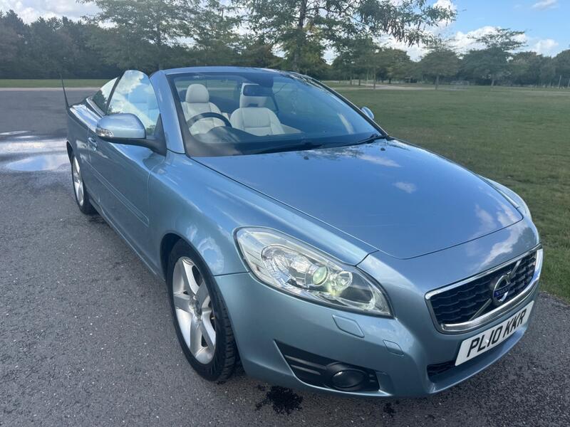 VOLVO C70 2.0 D3 SE Lux